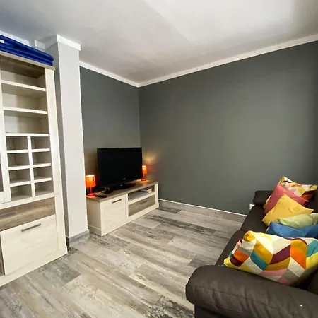 Ocean Breeze 2 By Homing Apartment