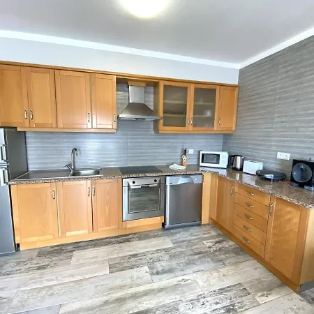 Ocean Breeze 2 By Homing * Quarteira